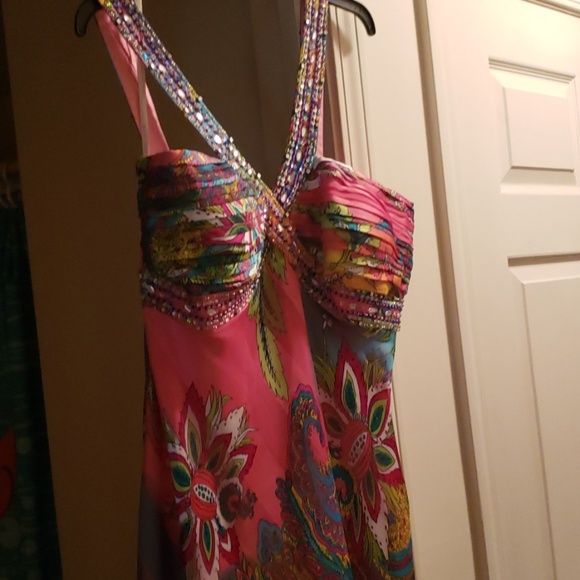 Dress - Picture 2 of 4